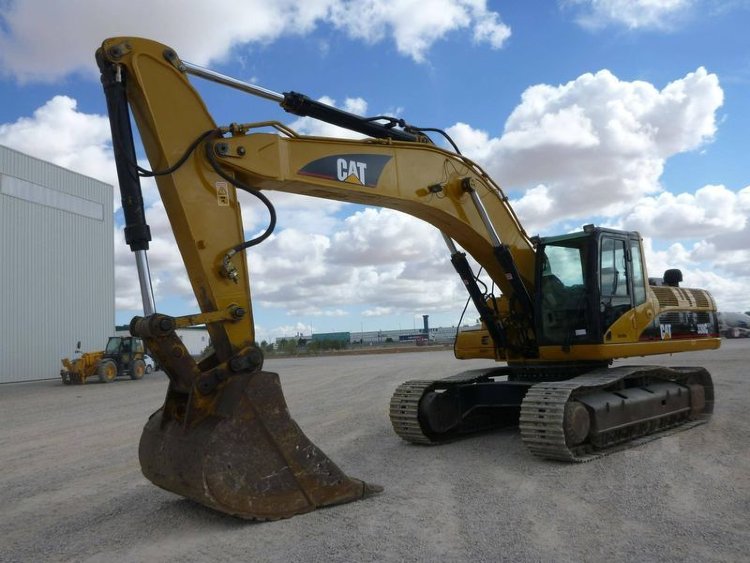 cat330-4.750x0